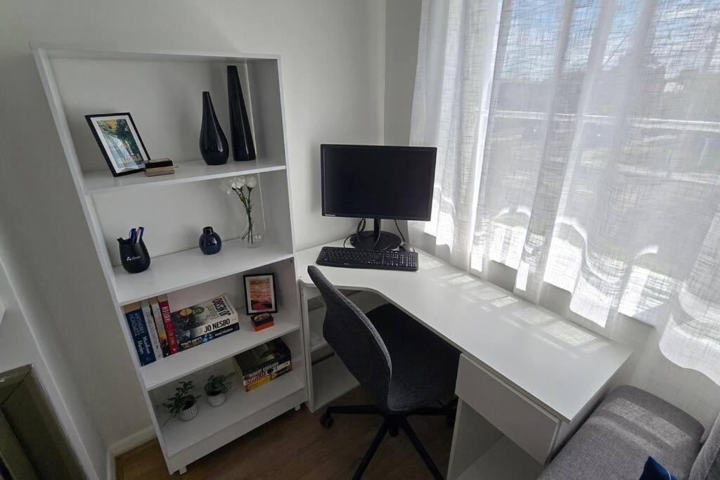 Elsternwick Easy Living - 2 Bedroom Sleeping 4 Μελβούρνη Εξωτερικό φωτογραφία